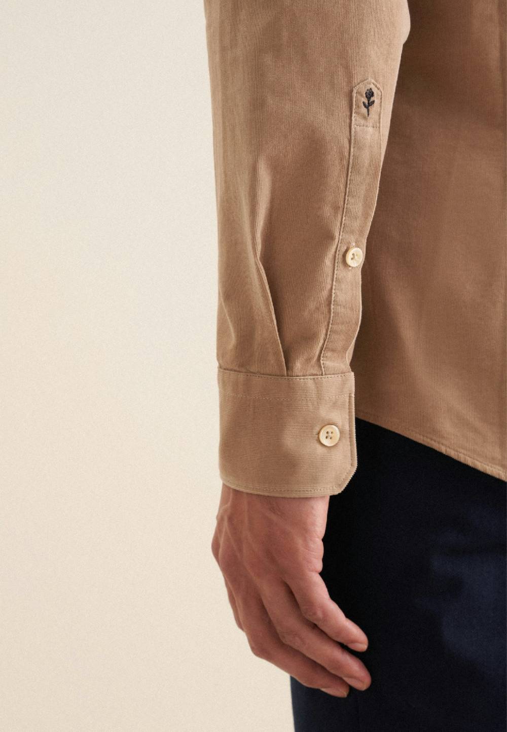 Studio Seidensticker Cord Casual Hemd in Slim mit Kentkragen Saisonale Angebote