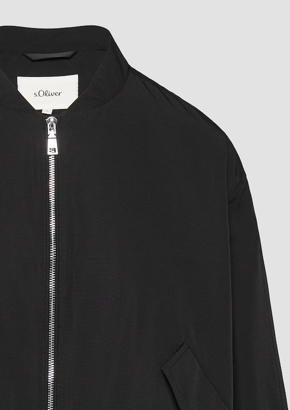 s.Oliver s.Oliver Jacke in Schwarz 50% Rabatt für begrenzte Zeit