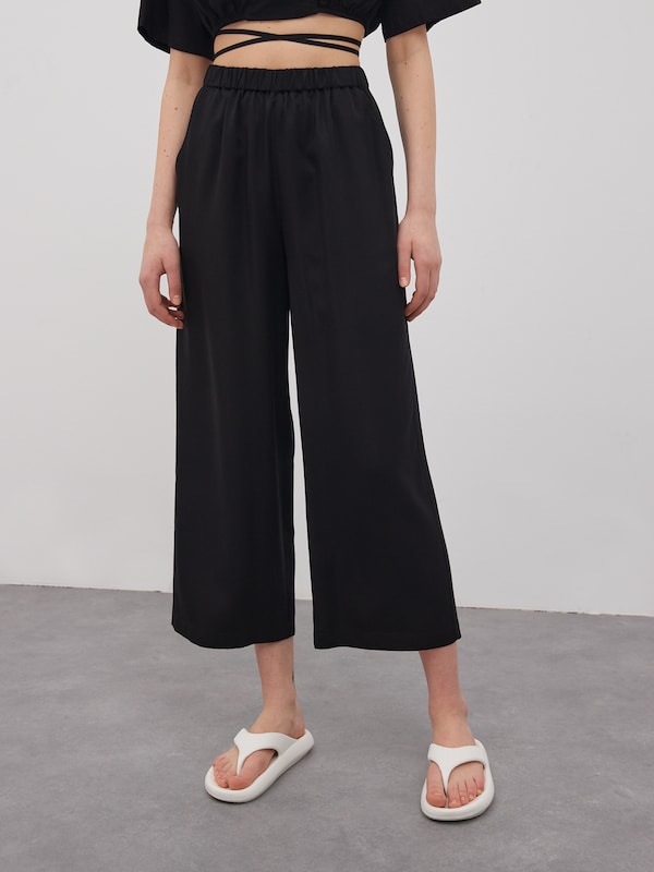 EDITED EDITED Wide Leg Hose 'Nona' in Schwarz Blitzangebot