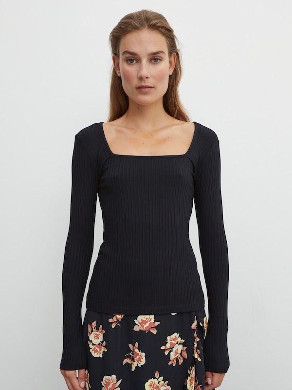 EDITED EDITED Shirt 'Valeria' in Schwarz Tiefpreis