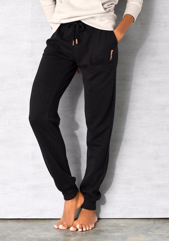 BENCH BENCH Tapered Loungehose in Schwarz Black Friday