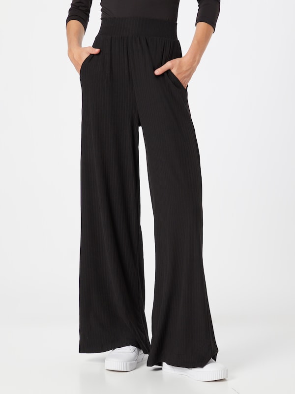 Urban Classics Urban Classics Wide Leg Hose in Schwarz Muttertagsangebot