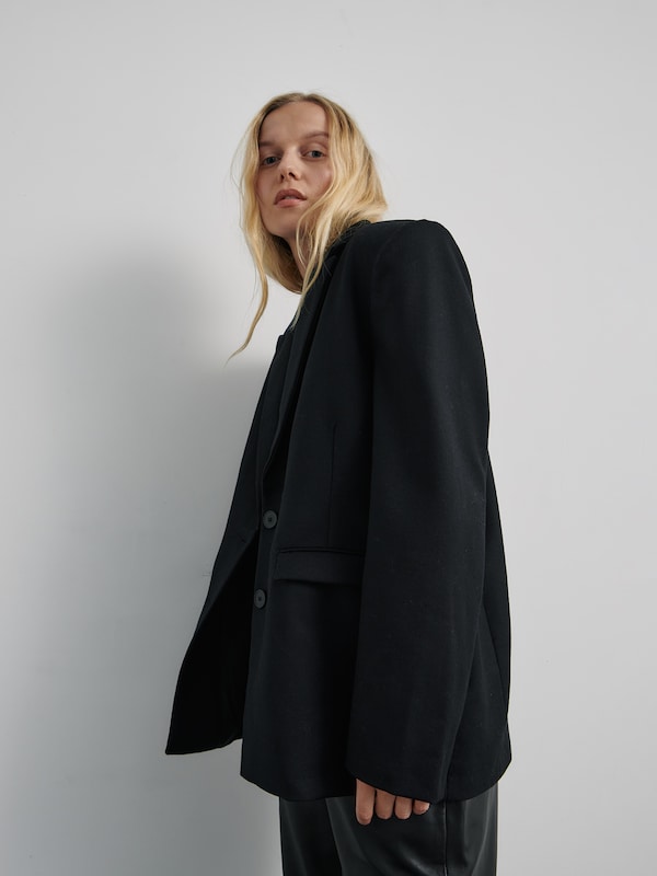 ABOUT YOU x Marie von Behrens ABOUT YOU x Marie von Behrens Blazer 'Caya' in Schwarz Riesige Ersparnisse